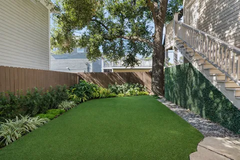 $1,825,000 | 1639 Arlington Street, Houston, TX 77008