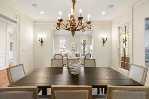 $1,825,000 | 1639 Arlington Street, Houston, TX 77008