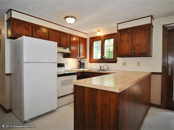 2500 Maple Swamp Road Dighton, MA 02764 - Photo 8 of 30 Gallery Image 8
