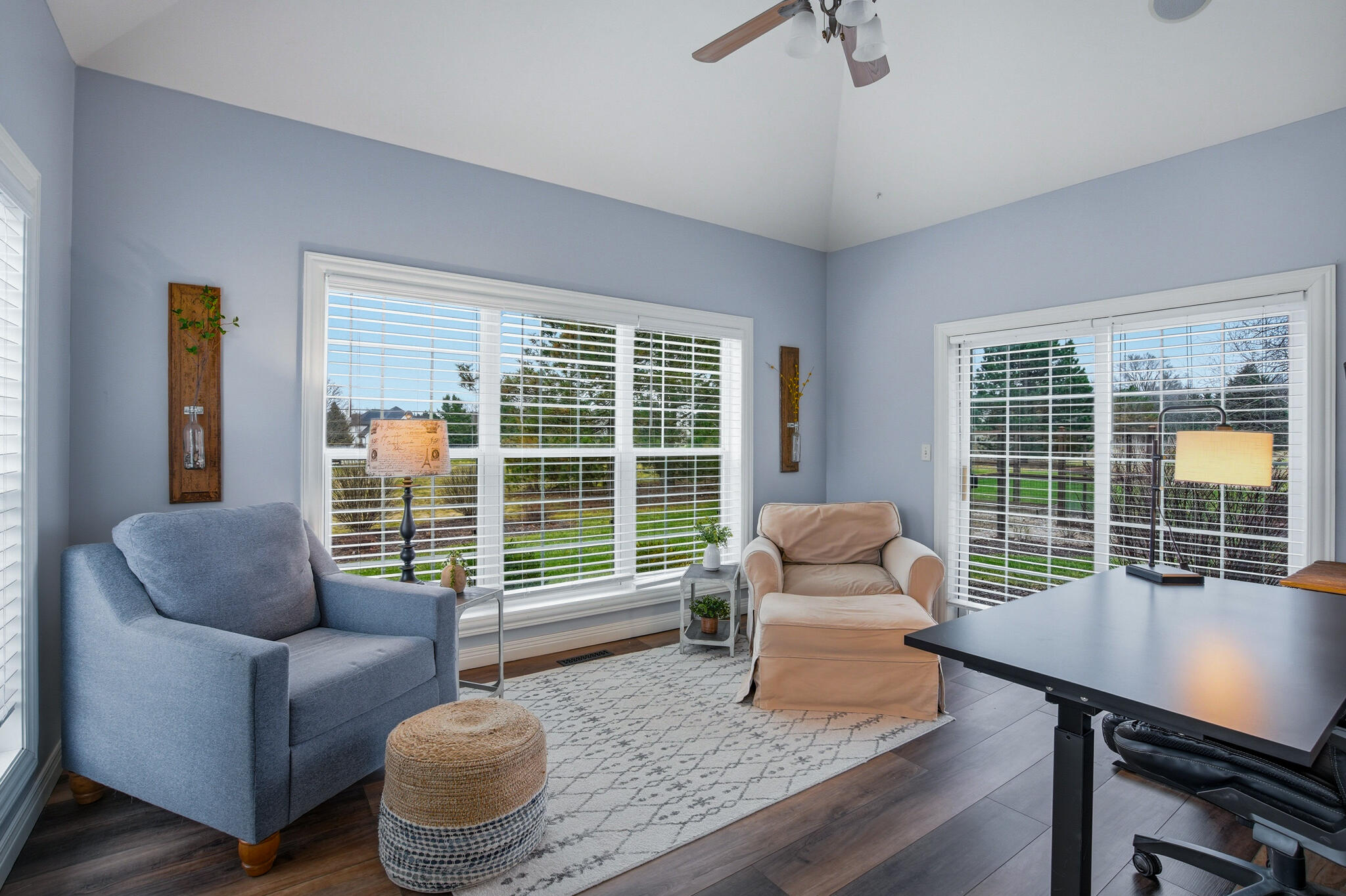 W291-n3363 Summerhill Road Delafield, WI 53072 - Photo 16 of 36 Sunroom