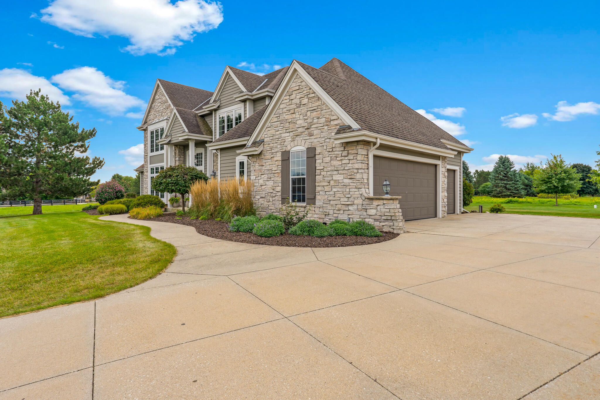 W291-n3363 Summerhill Road Delafield, WI 53072 - Photo 28 of 36 September 10th (W291N3363 Summerhill Rd,