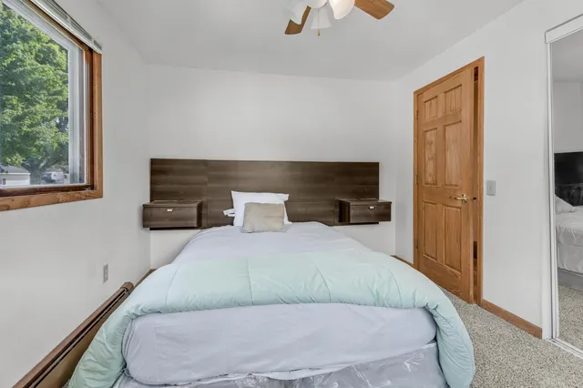 $224,900 | 2813 Minnesota Street, Marinette, WI 54143