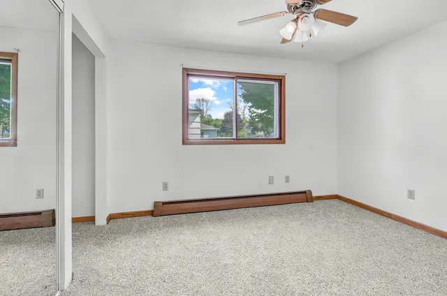 $224,900 | 2813 Minnesota Street, Marinette, WI 54143