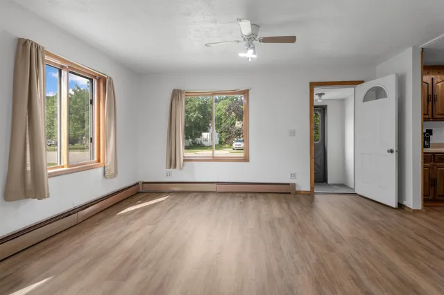 $224,900 | 2813 Minnesota Street, Marinette, WI 54143