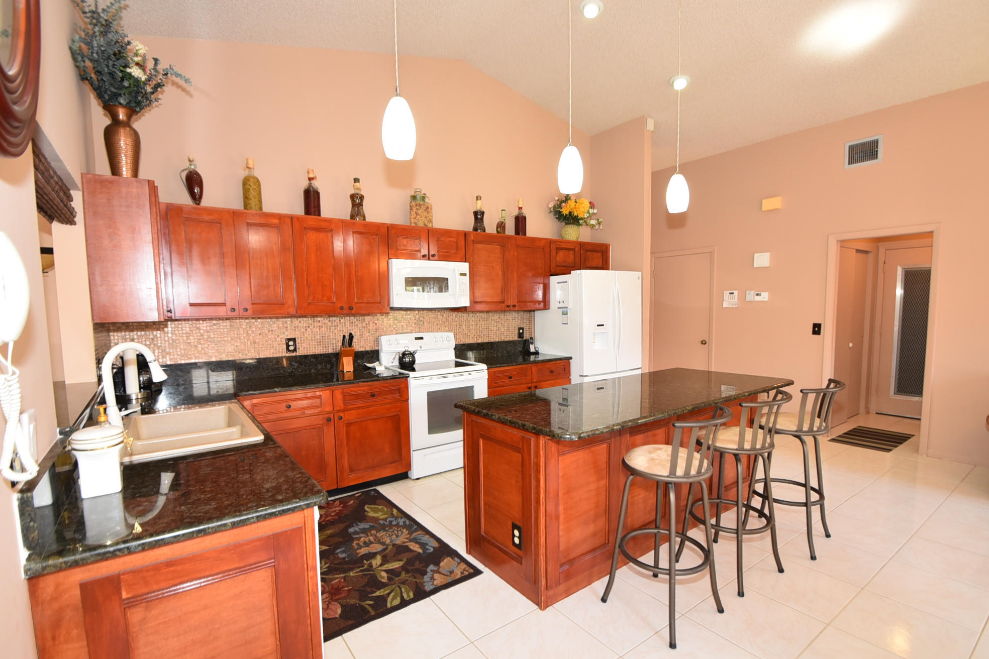 3150 Riviera Drive Delray Beach, FL 33445 - Photo 3 of 34 DSC_4860
