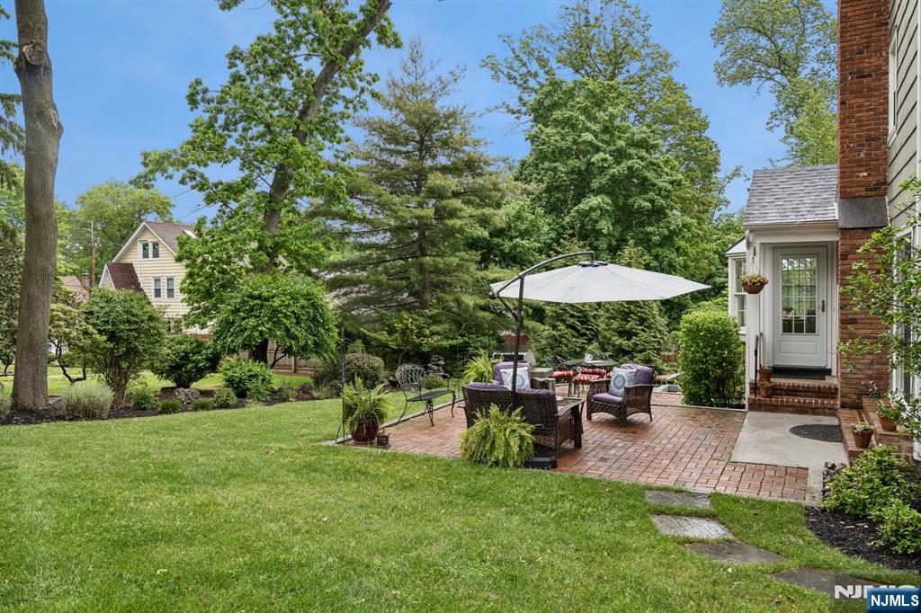 81 Mountain Road Verona, NJ 07044 - Photo 25 of 31