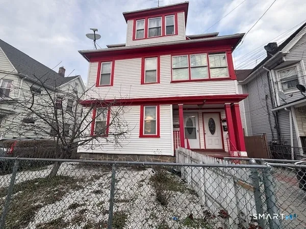 $2,450 | 758 Wood Avenue, Bridgeport, CT 06604