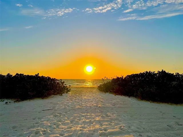 $5,500 | 1230 Gulf Boulevard, Unit 508, Clearwater Beach, FL 33767