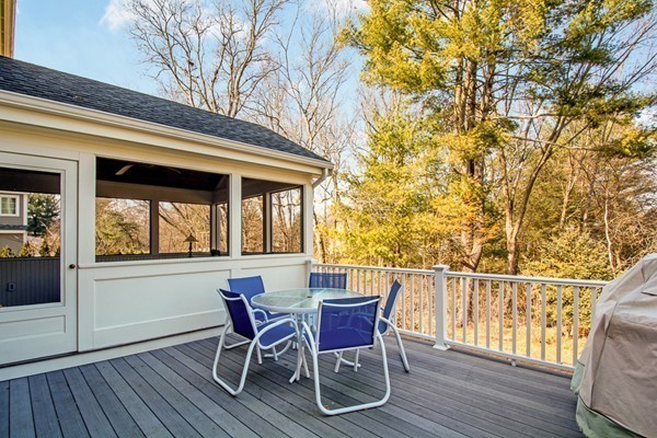 144 Southfield Road Concord, MA 01742 - Photo 7 of 30 Gallery Image 7