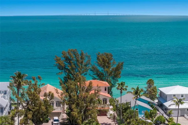 $4,500,000 | 889 North Shore Drive, Anna Maria, FL 34216