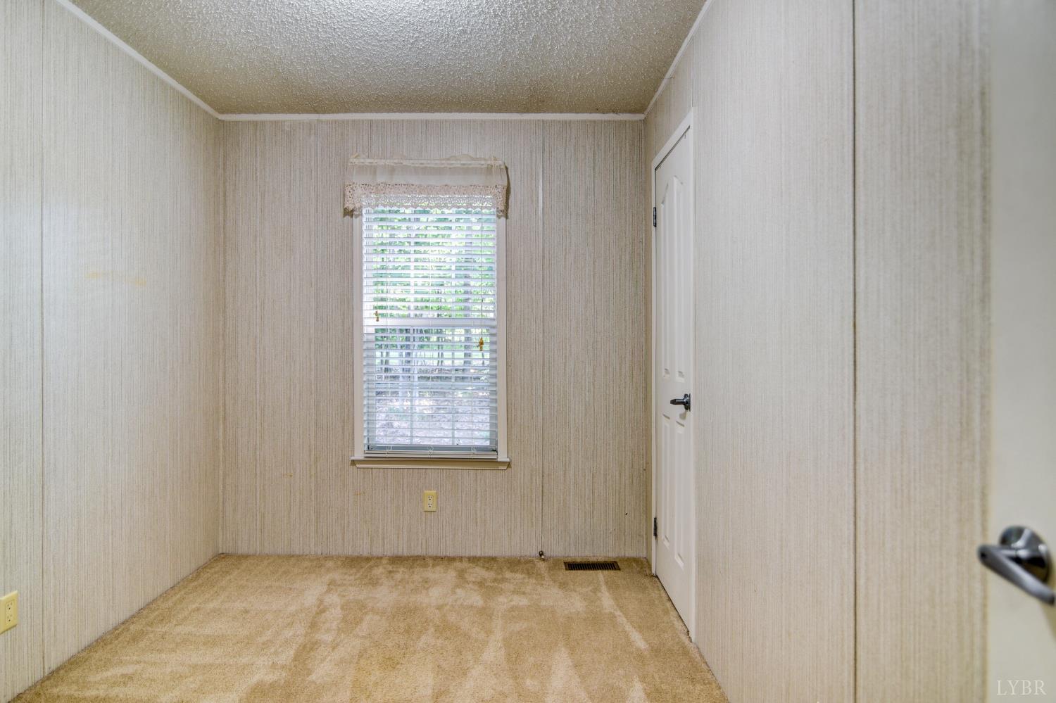 6304 Wards Road Evington, VA 24550 - Photo 23 of 43