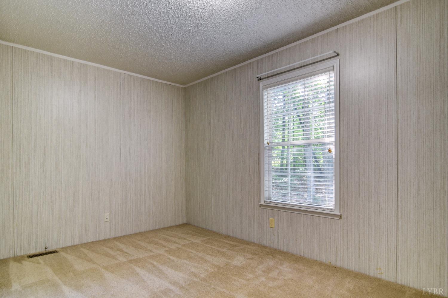 6304 Wards Road Evington, VA 24550 - Photo 26 of 43