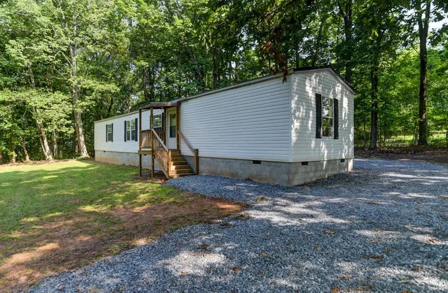 $172,500 | 6304 Wards Road, Evington, VA 24550