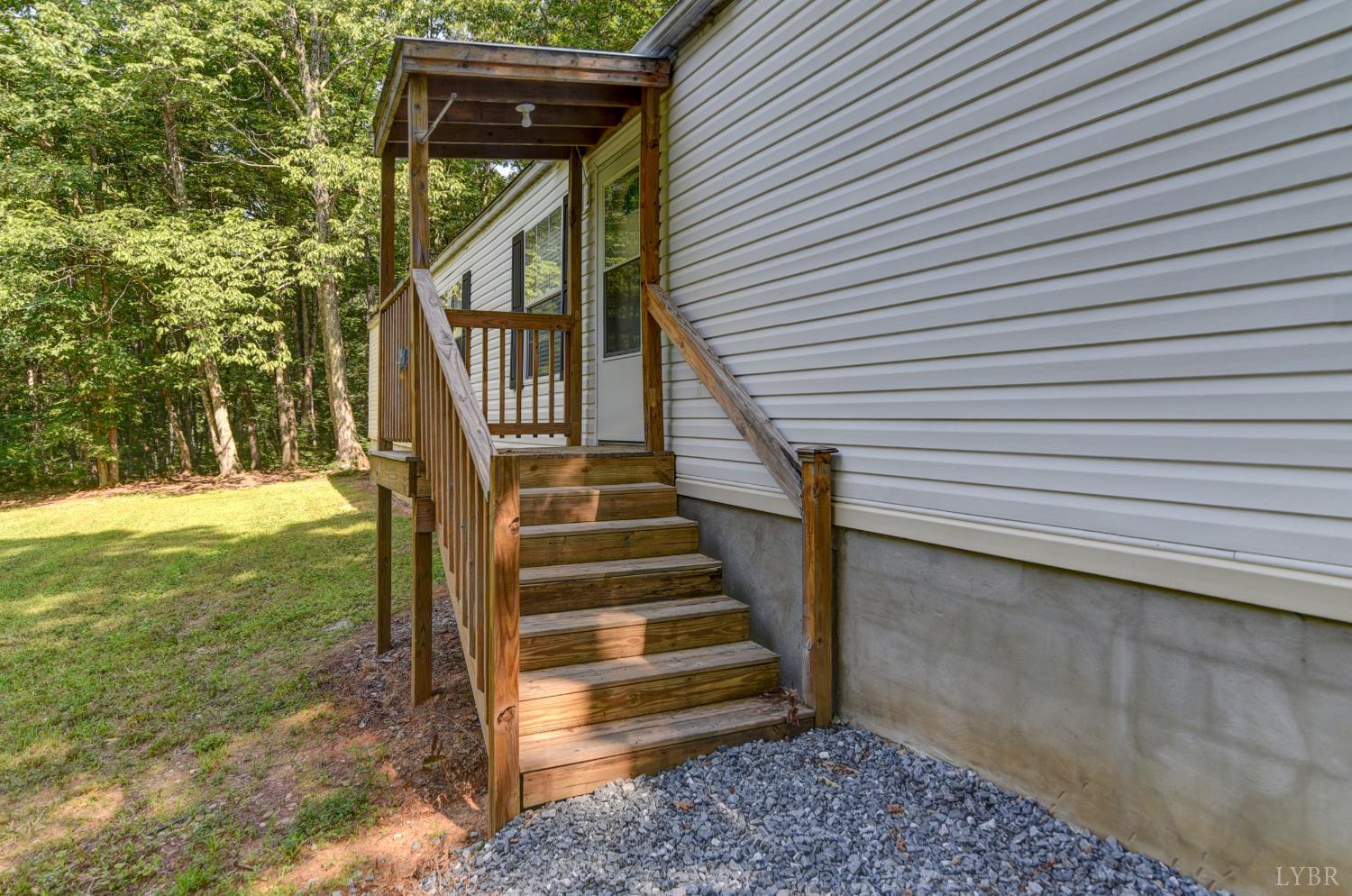 6304 Wards Road Evington, VA 24550 - Photo 3 of 43