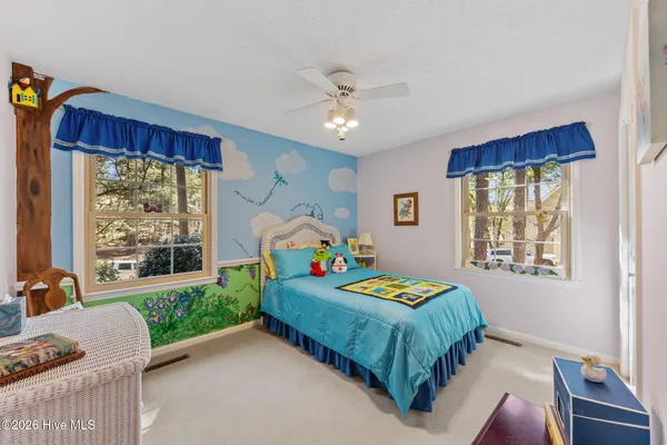$525,000 | 205 West Hedgelawn Way, Southern Pines, NC 28387
