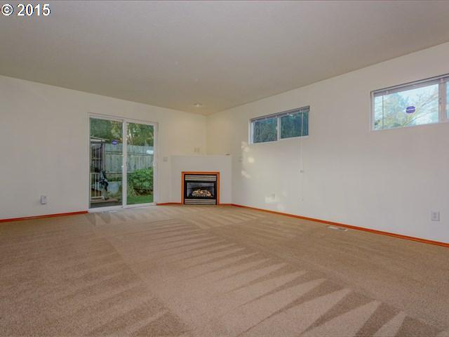 5238 Southeast Rural Street Portland, OR 97206 - Photo 3 of 15 Gallery Image 3