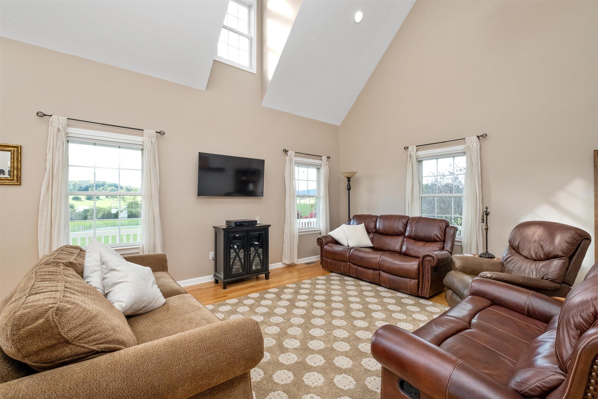 1703 Mt Solon Road Mount Solon, VA 22843 - Photo 5 of 36 Gallery Image 5
