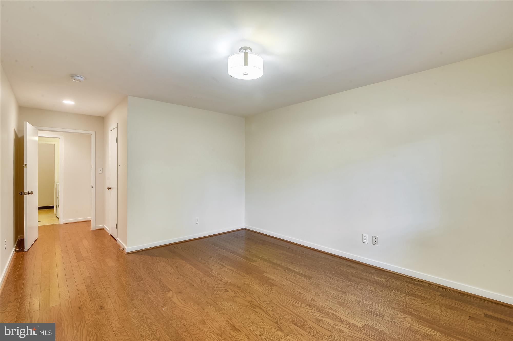 11500 Fairway Drive, Unit 102 Reston, VA 20190 - Photo 27 of 38