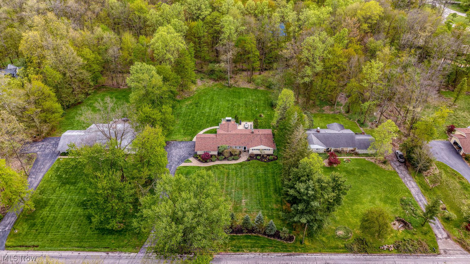 31540 Cedar Road Pepper Pike, OH 44124 - Photo 33 of 35 Gallery Image 33