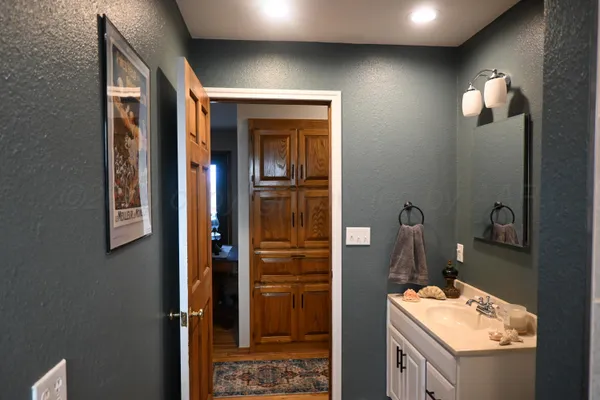 $275,000 | 606 South Railroad Avenue, Fritch, TX 79036