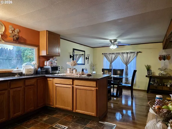 $90,000 | 2980 Northeast Division Street, Unit 31, Gresham, OR 97030