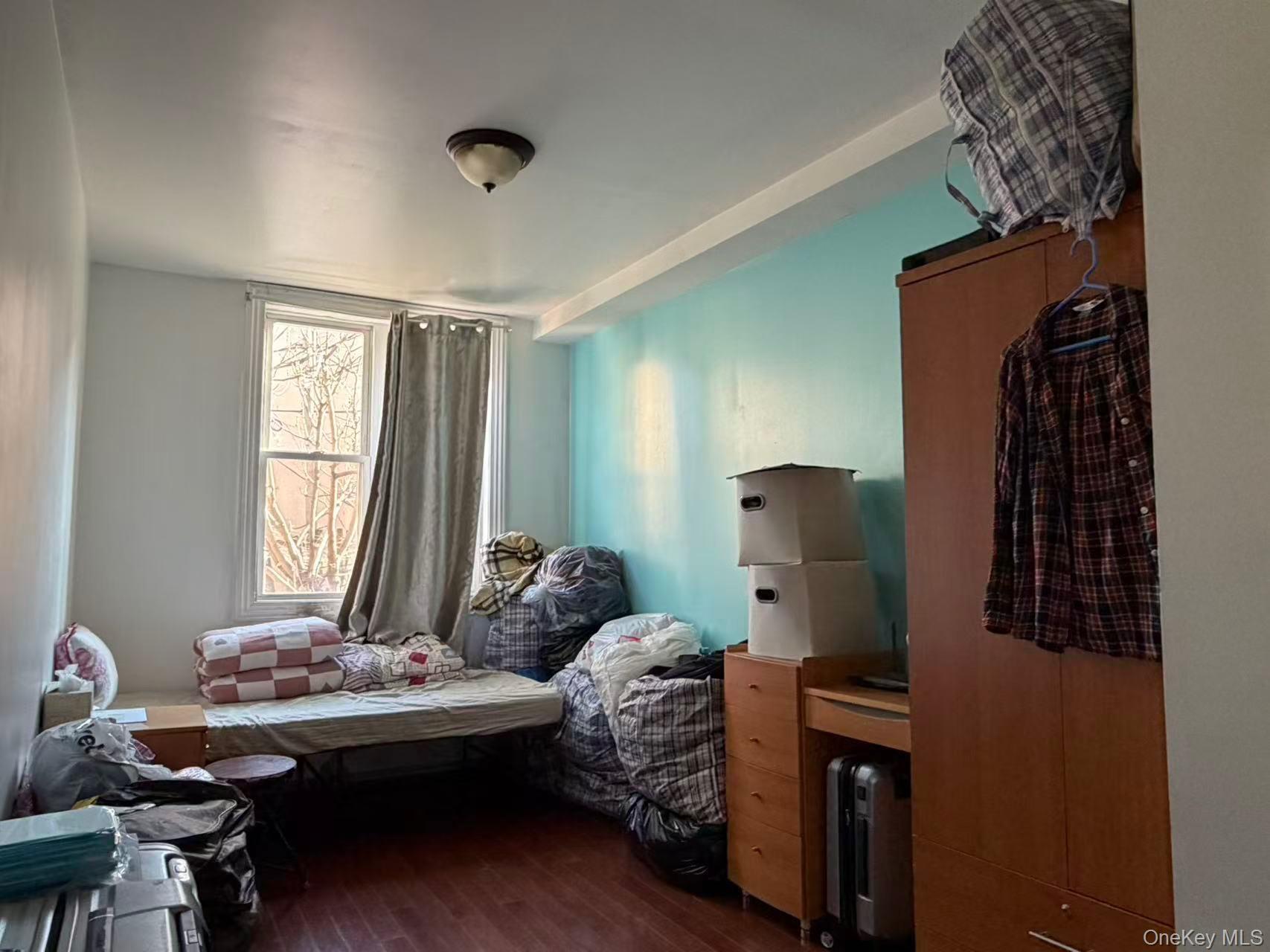 101-18 39th Avenue Queens, NY 11368 - Photo 7 of 17