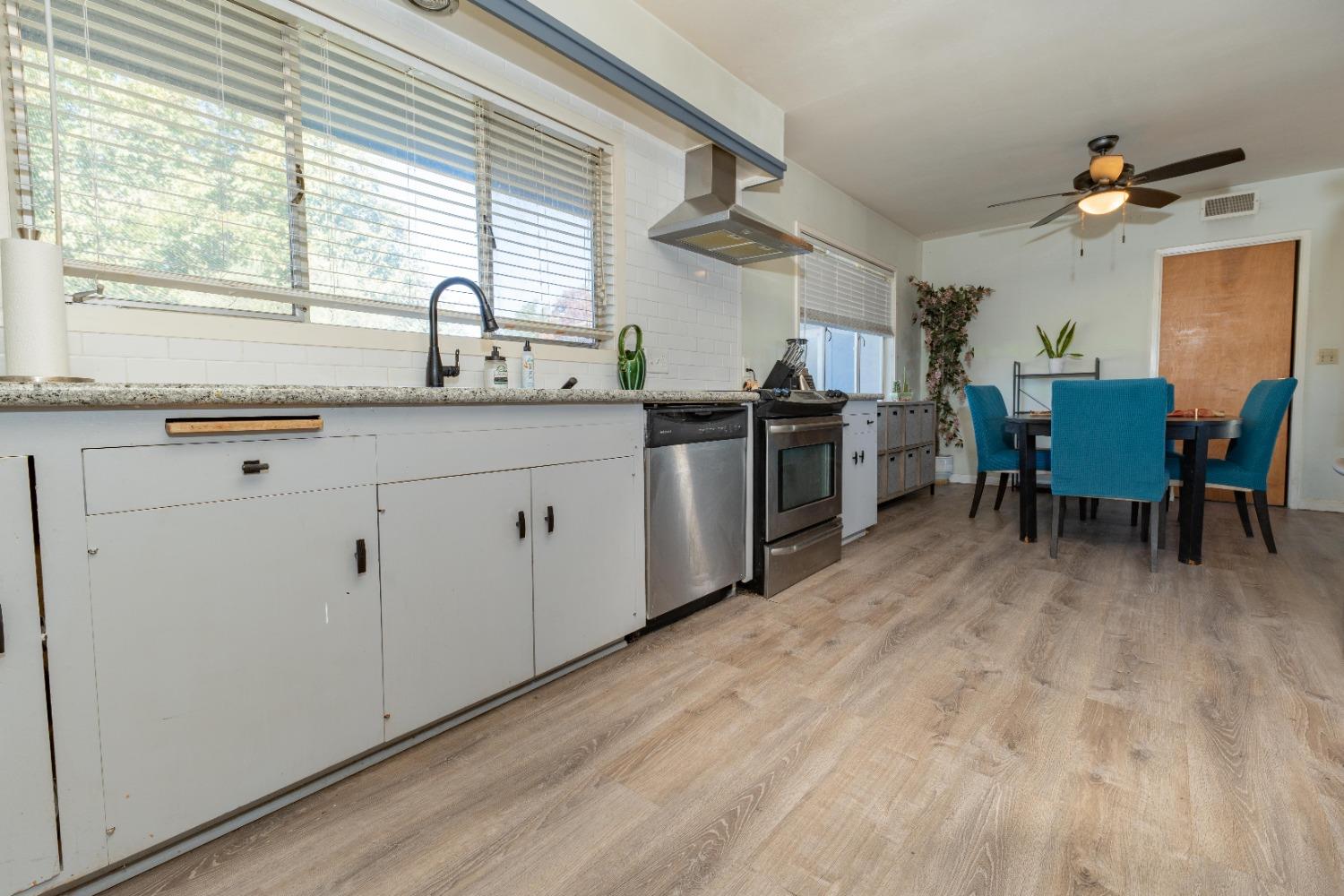 155 Elm Avenue Reedley, CA 93654 - Photo 18 of 34 Gallery Image 18