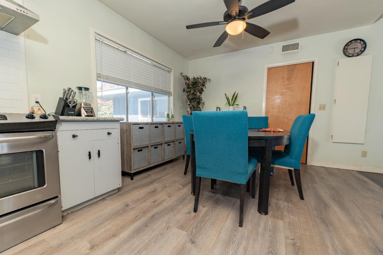 155 Elm Avenue Reedley, CA 93654 - Photo 20 of 34 Gallery Image 20