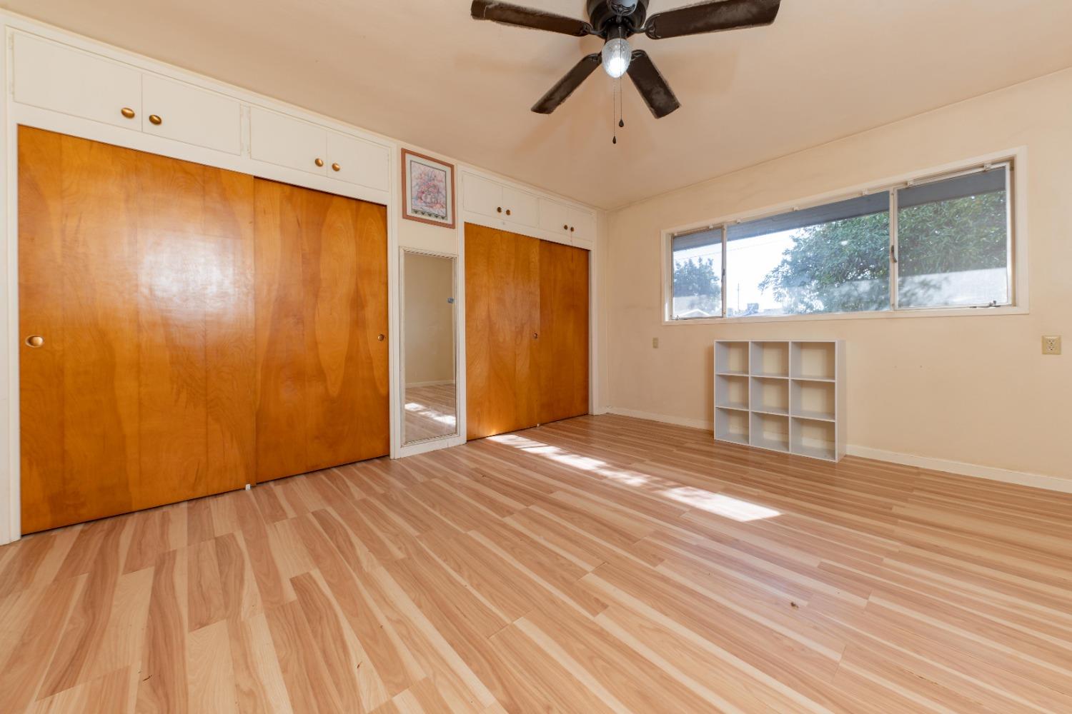 155 Elm Avenue Reedley, CA 93654 - Photo 23 of 34 Gallery Image 23