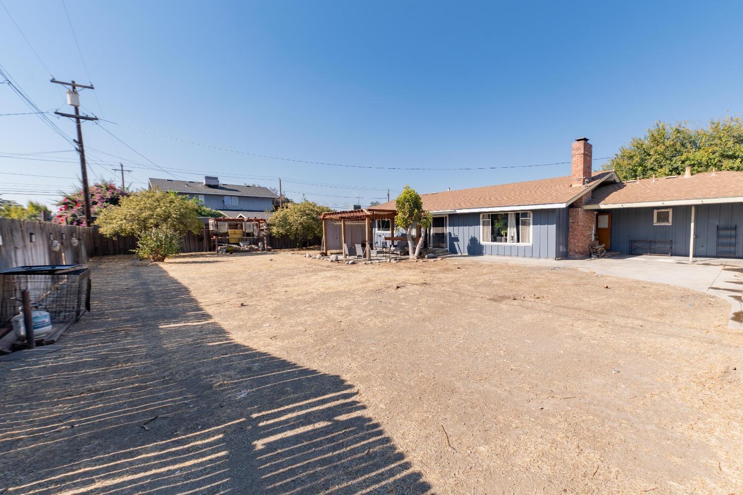 155 Elm Avenue Reedley, CA 93654 - Photo 31 of 34 Gallery Image 31