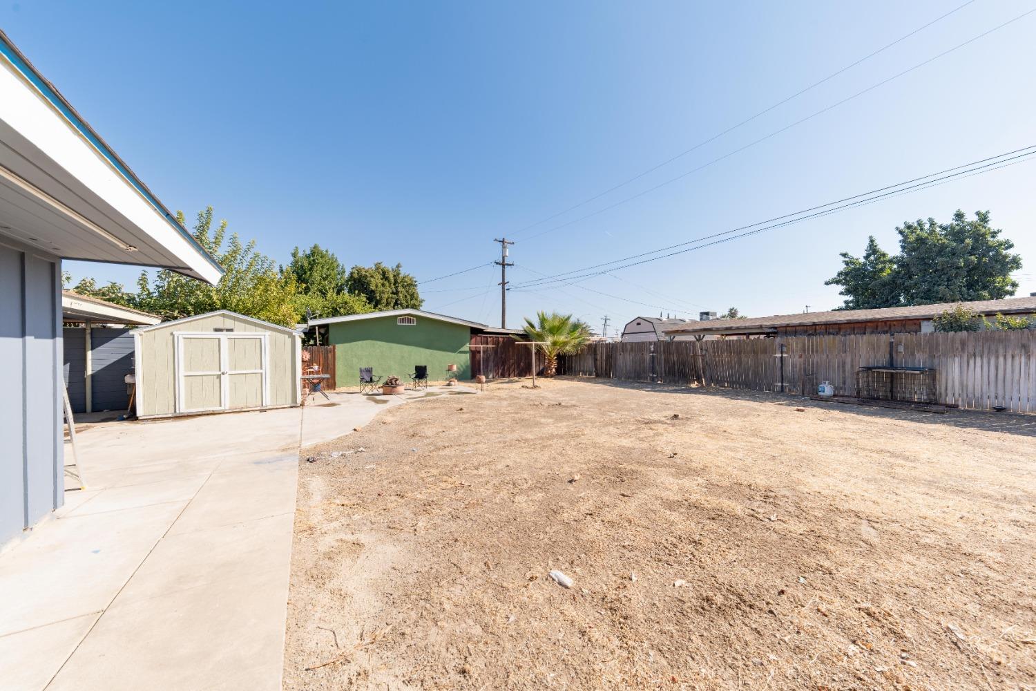 155 Elm Avenue Reedley, CA 93654 - Photo 32 of 34 Gallery Image 32