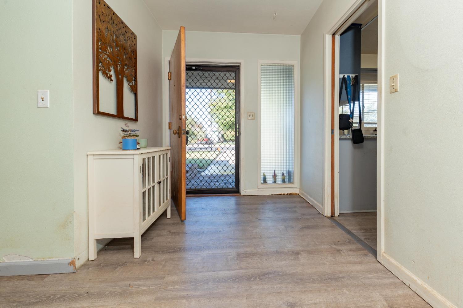 155 Elm Avenue Reedley, CA 93654 - Photo 8 of 34 Gallery Image 8
