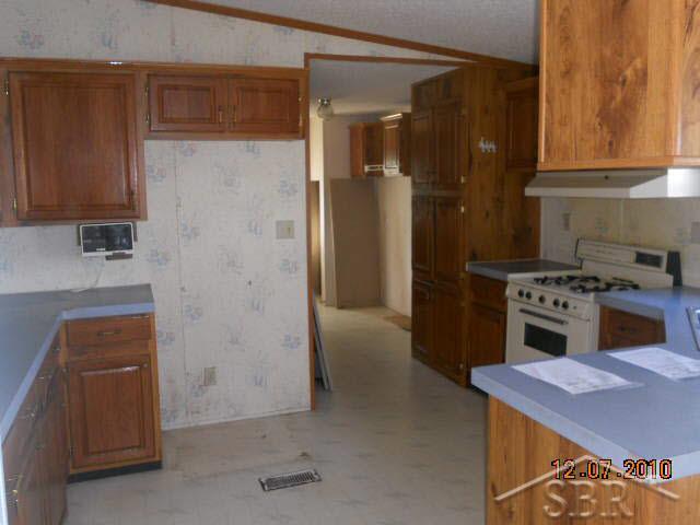 1891 East Prevo Road Linwood, MI 48634 - Photo 4 of 7 20035658-3.JPG