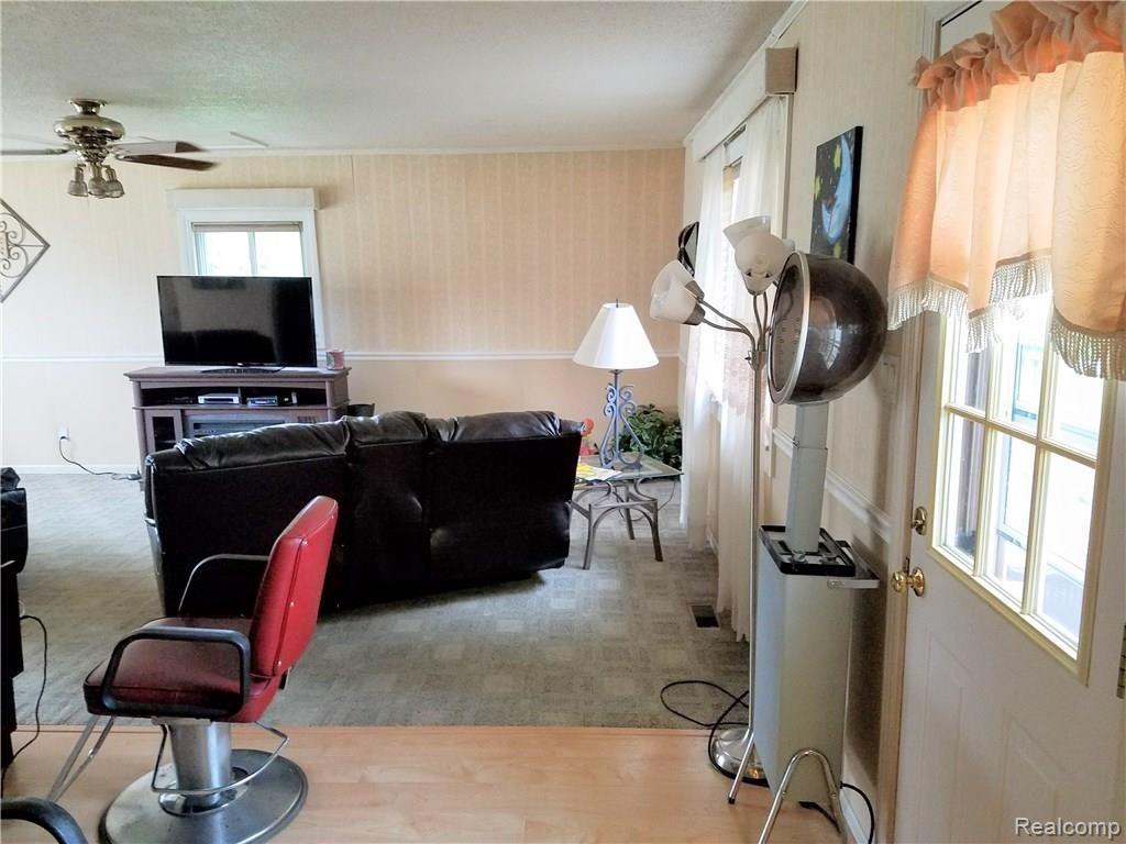 2066 East Cook Road Grand Blanc, MI 48439 - Photo 29 of 47 20160917_125152.jpg