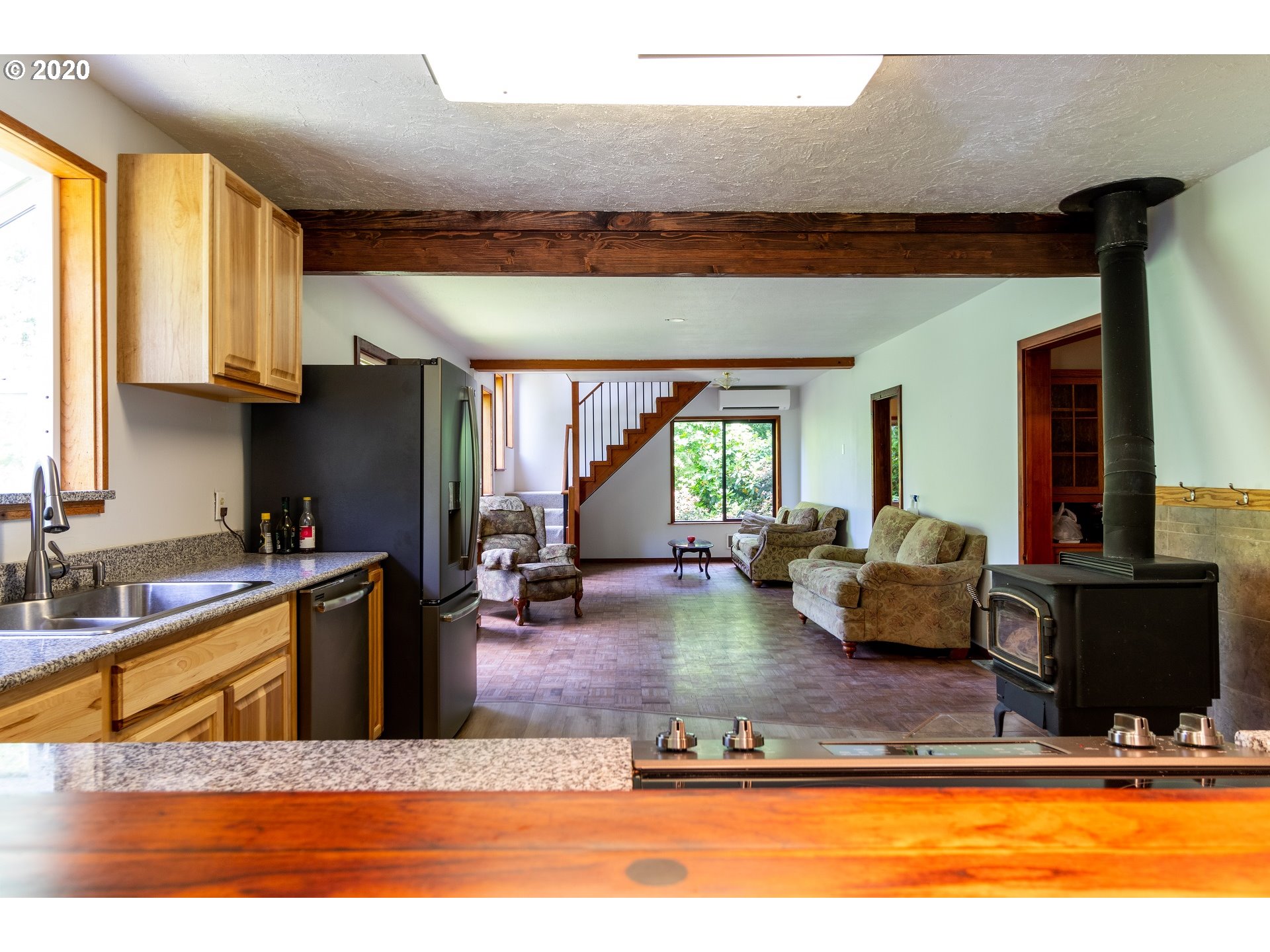 199 Murray Loop Toledo, OR 97391 - Photo 5 of 31 Gallery Image 5