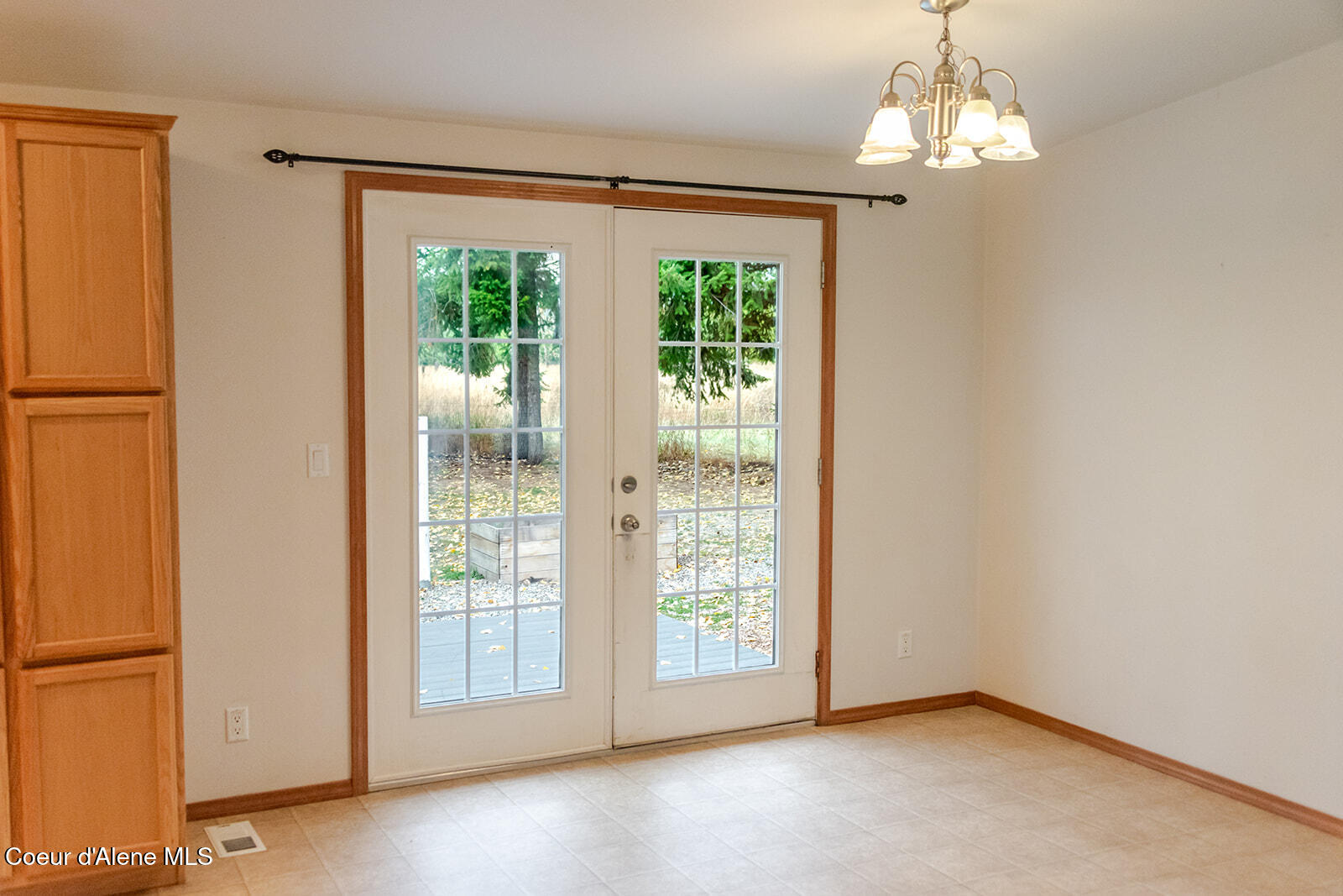 10671 North Idaho Road Post Falls, ID 83854 - Photo 22 of 89 22