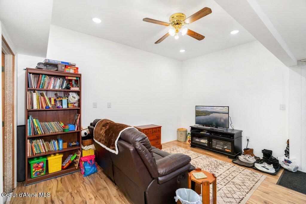 10671 North Idaho Road Post Falls, ID 83854 - Photo 40 of 89 .