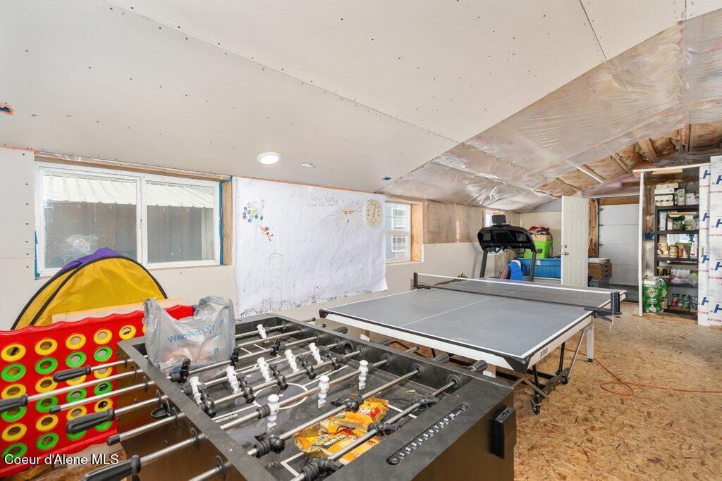 10671 North Idaho Road Post Falls, ID 83854 - Photo 51 of 89 .