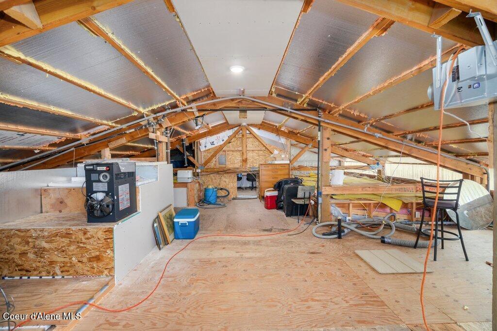 10671 North Idaho Road Post Falls, ID 83854 - Photo 53 of 89 .