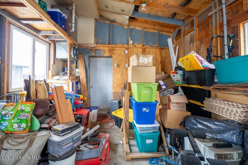 10671 North Idaho Road Post Falls, ID 83854 - Photo 58 of 89 .