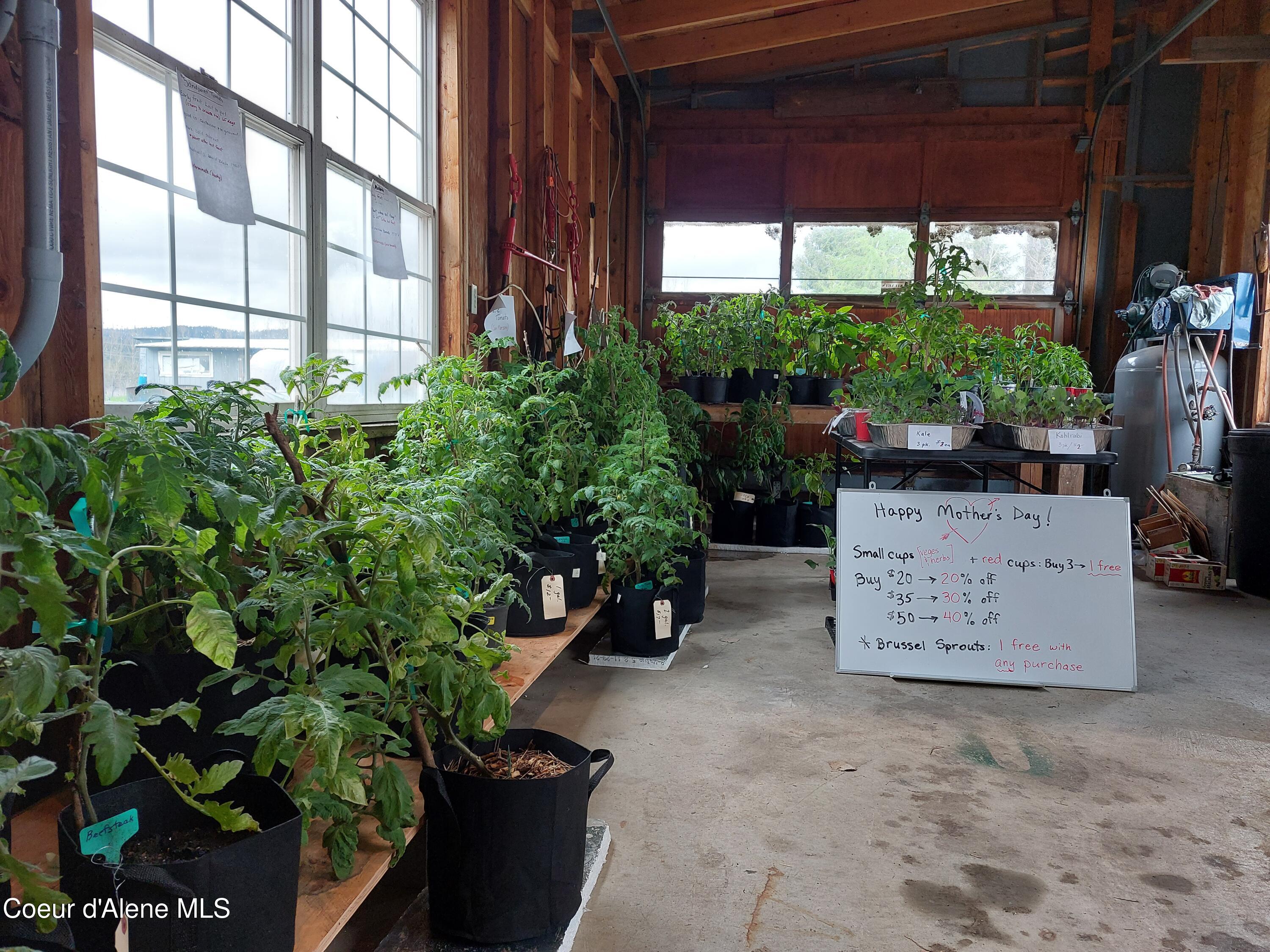 10671 North Idaho Road Post Falls, ID 83854 - Photo 83 of 89 Garden 3