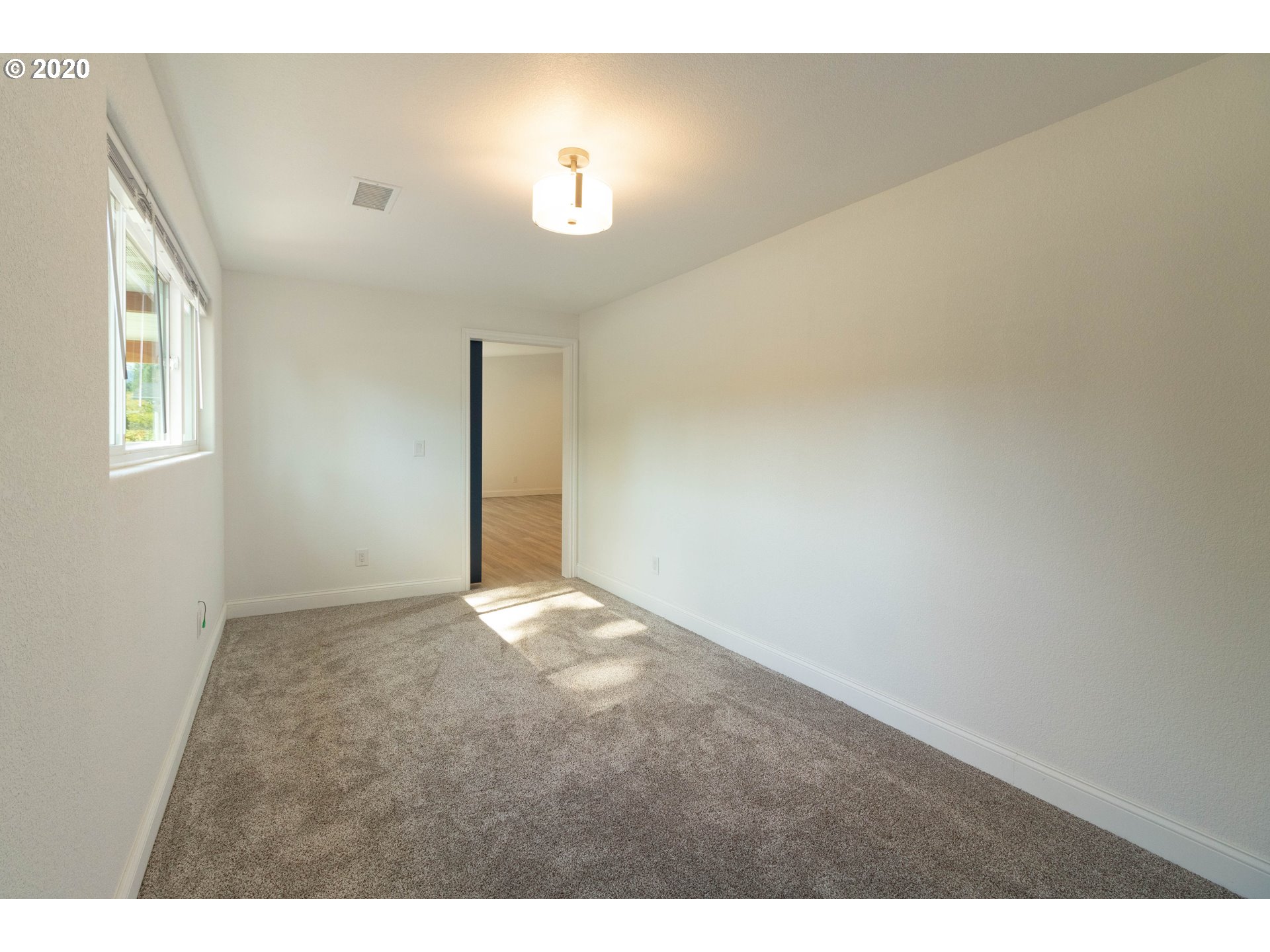 3373 Melrose Road Roseburg, OR 97471 - Photo 12 of 32 a view of an empty room
