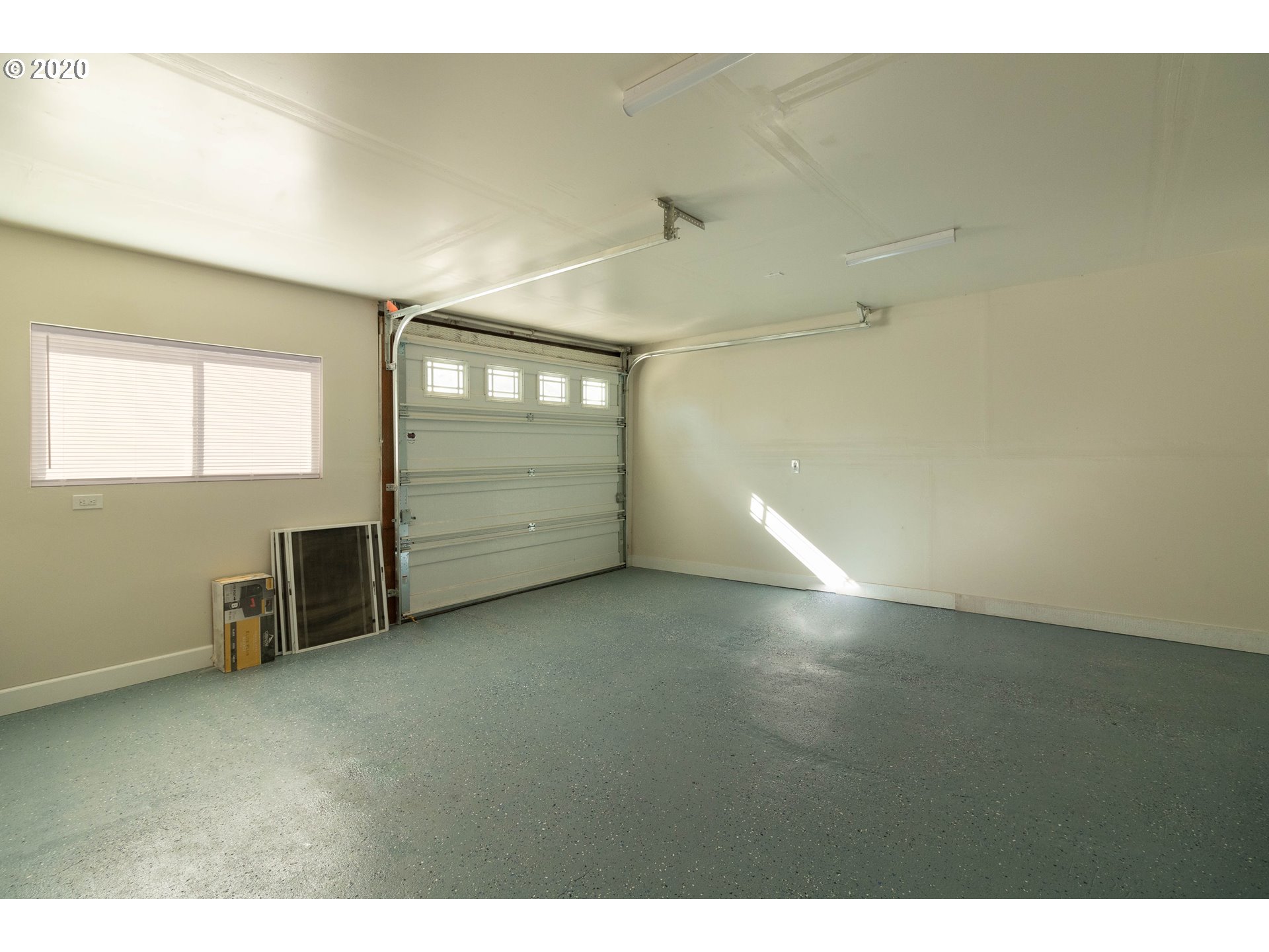 3373 Melrose Road Roseburg, OR 97471 - Photo 23 of 32 a view of an empty room with a window