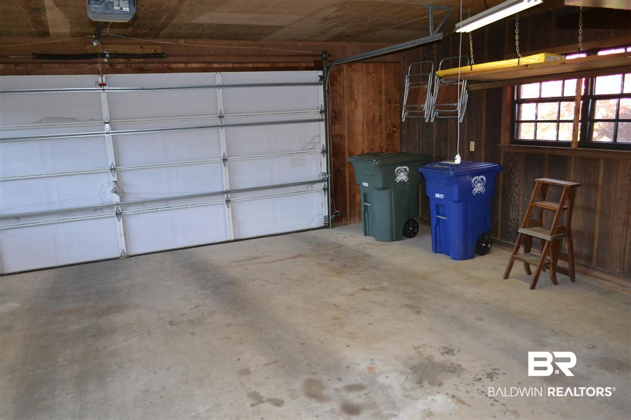 1525 North Alston Street Foley, AL 36535 - Photo 16 of 26 2-Car Garage with opener.