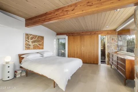 $2,499,000 | 7915 East Primrose Path, Carefree, AZ 85377