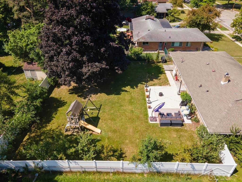 205 West St Andrews Road Midland, MI 48640 - Photo 32 of 33 Gallery Image 32