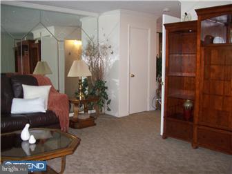 1603 Powell Road Brookhaven, PA 19015 - Photo 2 of 10