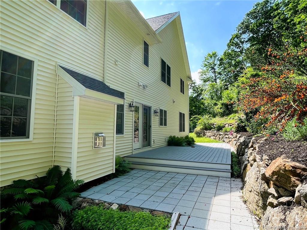 71 Ledges Road Ridgefield, CT 06877 - Photo 31 of 34 Back yard deck