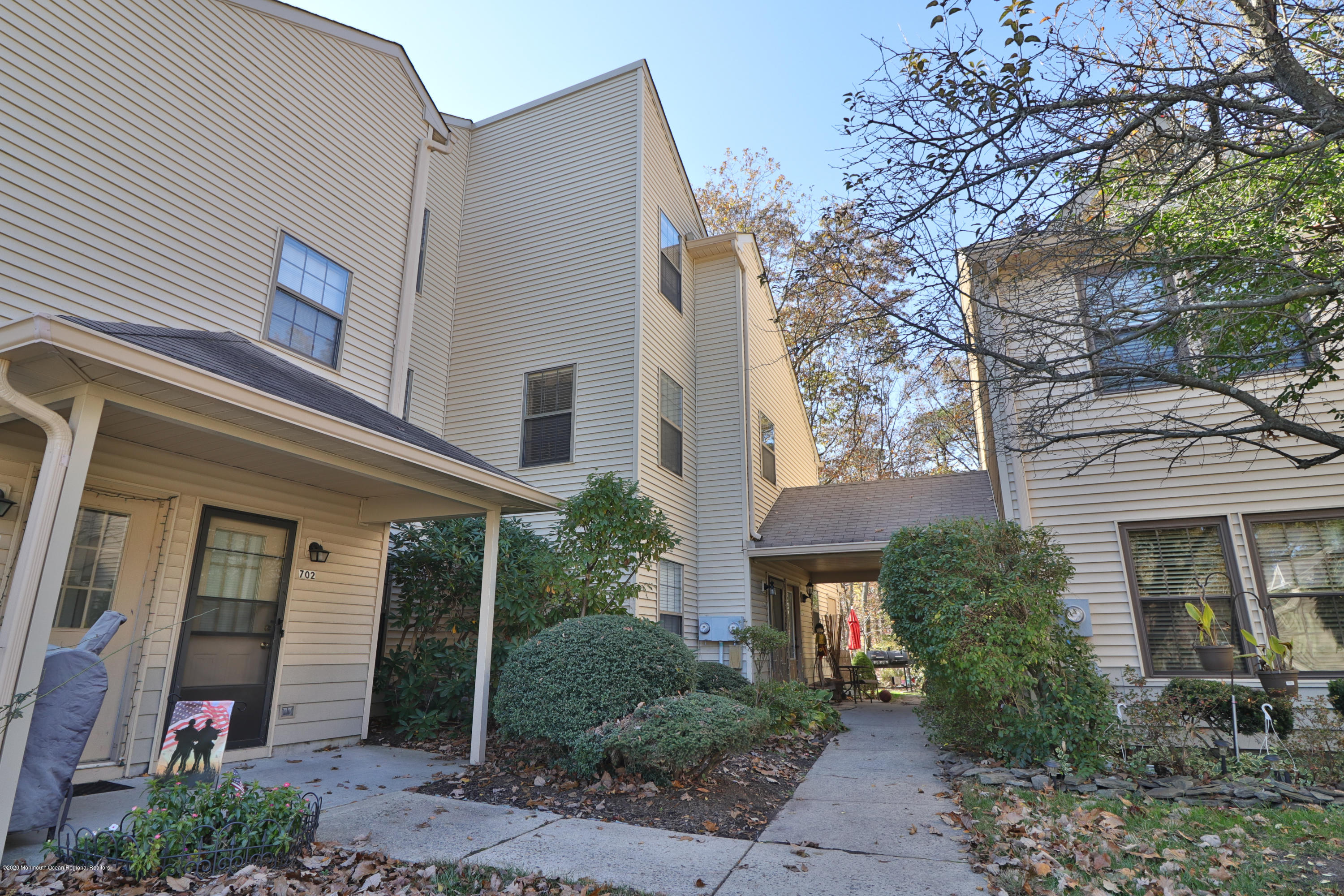 704 Violet Lane Jackson, NJ 08527 - Photo 16 of 20 front view of house with a yard