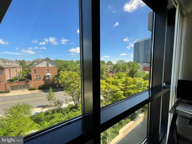 $598,950 | 1530 Key Boulevard, Unit 326, Arlington, VA 22209